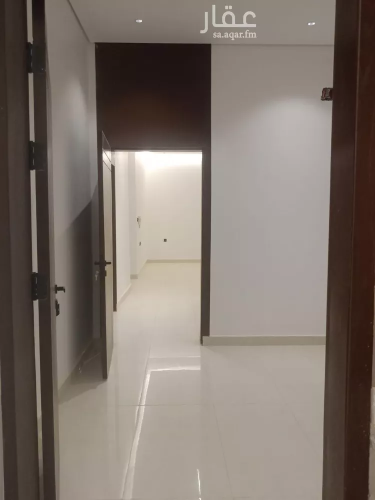 فيلا للبيع في شارع عمر بن الحبيب, حي الجنادرية, مدينة الرياض, منطقة الرياض 23