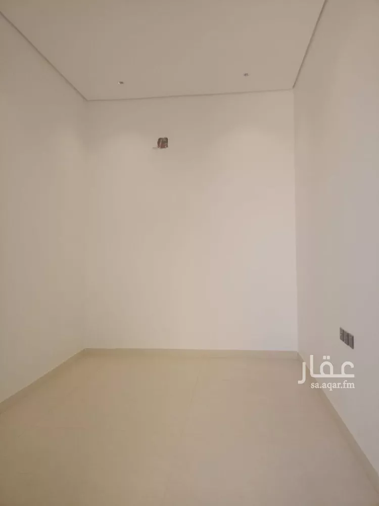 فيلا للبيع في شارع عمر بن الحبيب, حي الجنادرية, مدينة الرياض, منطقة الرياض 26