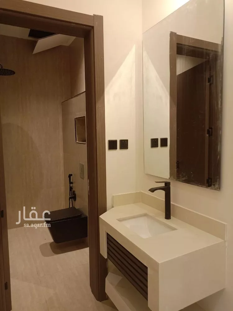 دور للبيع في شارع خريص, حي الجنادرية, مدينة الرياض, منطقة الرياض صورة 2