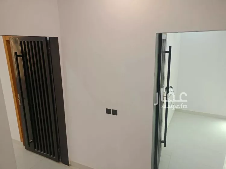 دور للبيع في شارع الضياء, حي الجنادرية, مدينة الرياض, منطقة الرياض 8