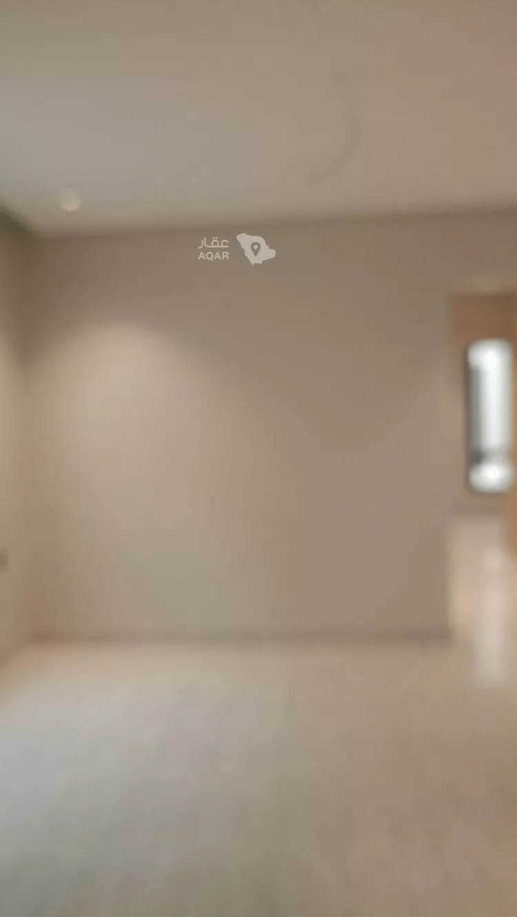 Floor for Sale in Riyadh Ar Rimal 7