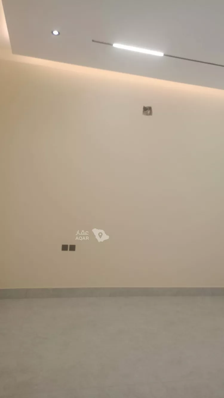Floor for Sale in Riyadh Ar Rimal 20