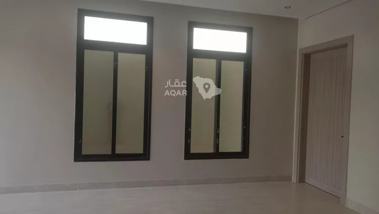 Floor for Sale in Riyadh Ar Rimal 10