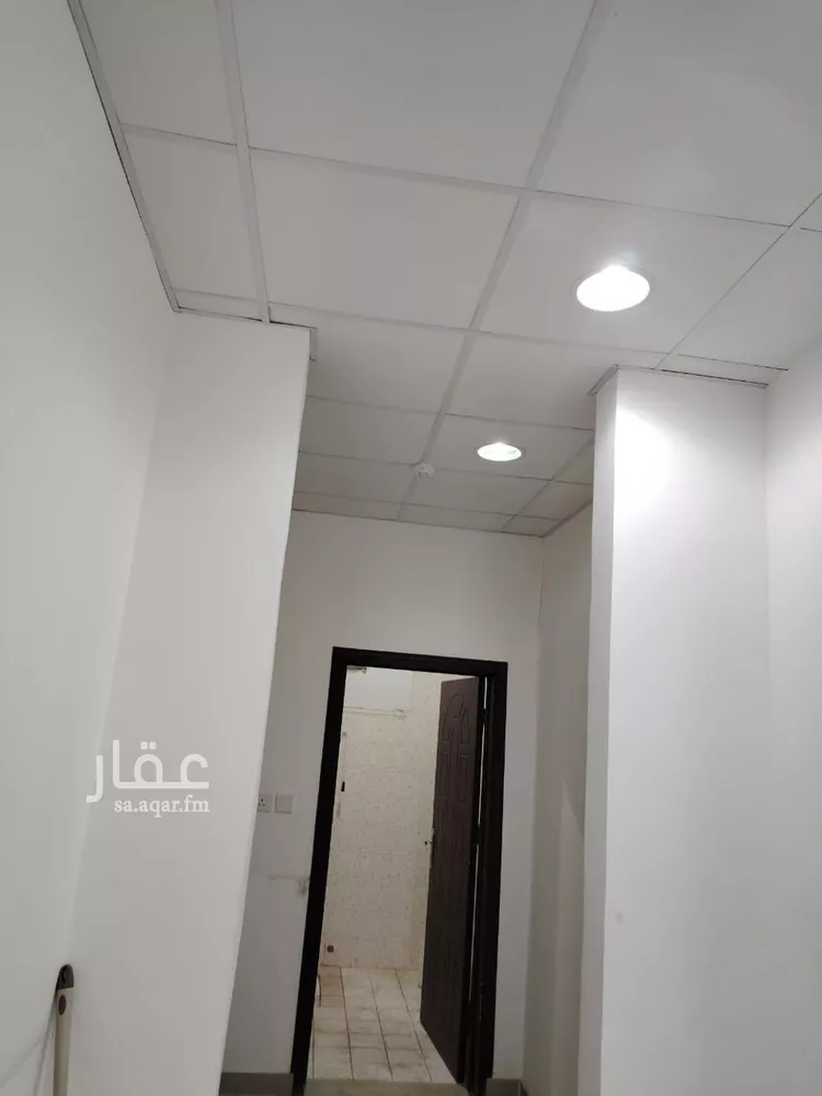 مكتب تجاري للإيجار في شارع علي البجادي, حي الرمال, مدينة الرياض, منطقة الرياض صورة 5