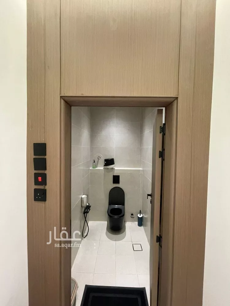 فيلا للبيع في شارع محمد صالح بن حريب, حي الرمال, مدينة الرياض, منطقة الرياض صورة 4