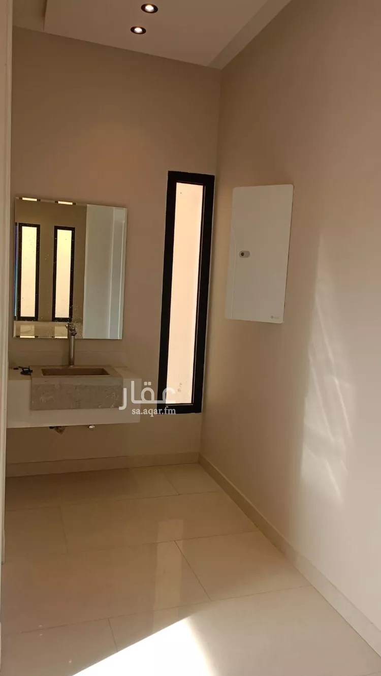 دور للبيع في شارع عثمان الرويني, حي البيان, مدينة الرياض, منطقة الرياض صورة 2