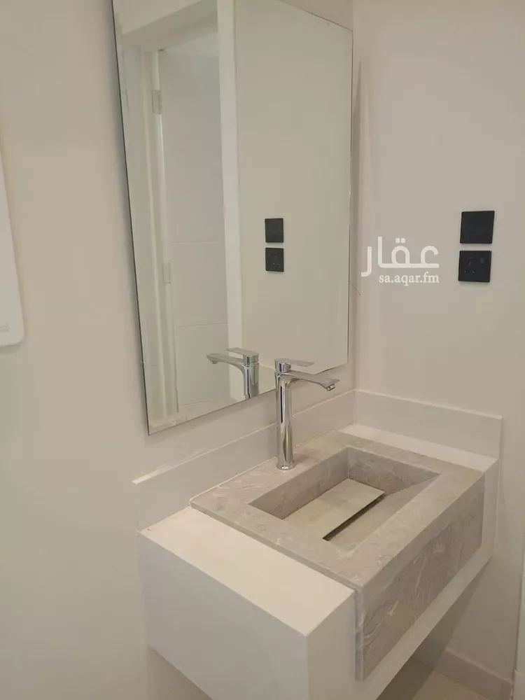 دور للبيع في شارع محمد بن شريك, حي البيان, مدينة الرياض, منطقة الرياض 16