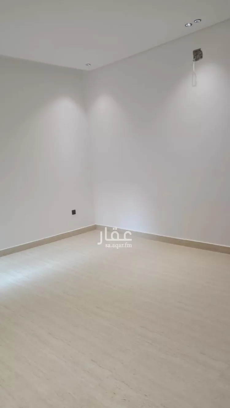 فيلا للبيع في شارع أحمد بن أبي عزرة, حي المرجان, مدينة الرياض, منطقة الرياض 16