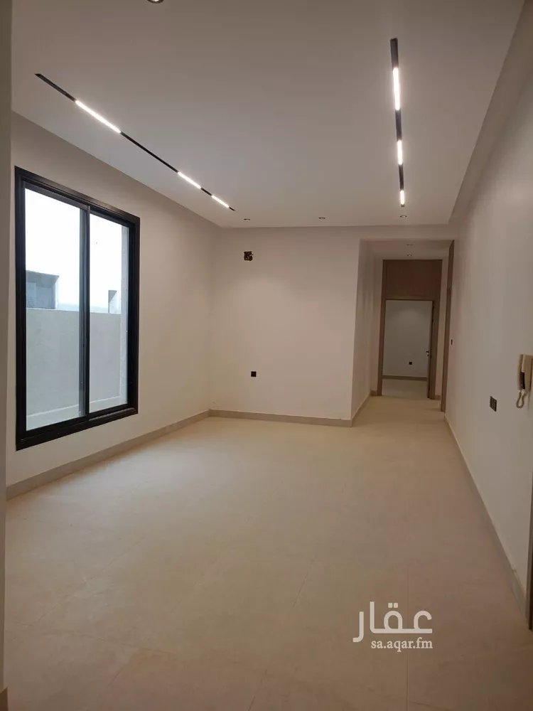 Floor for Sale in Riyadh Al Janadriyah