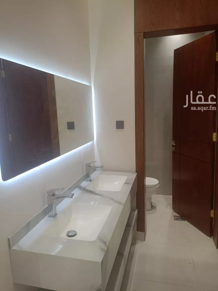 فيلا للبيع في شارع الضياء, حي الجنادرية, مدينة الرياض, منطقة الرياض صورة 4