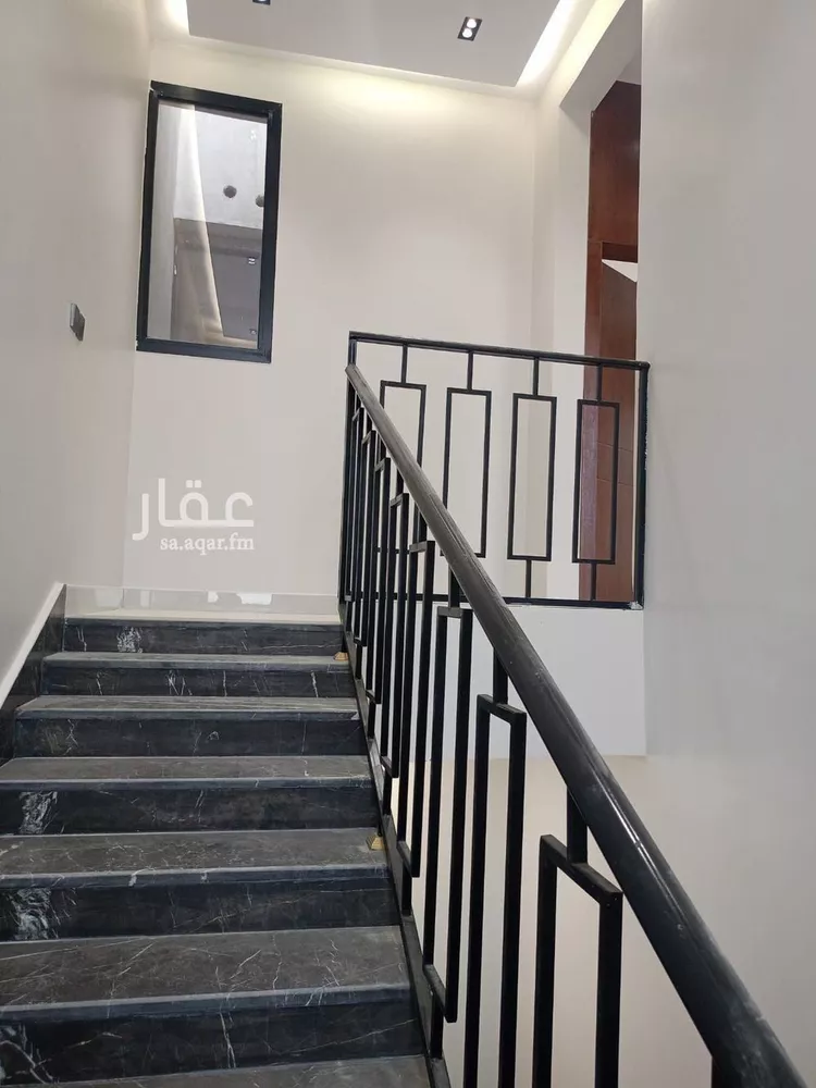 فيلا للبيع في شارع الضياء, حي الجنادرية, مدينة الرياض, منطقة الرياض 11