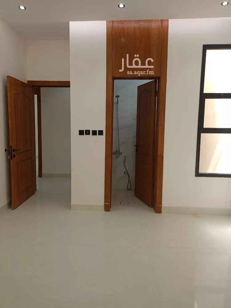 Floor for Sale in Riyadh Al Janadriyah صورة 5