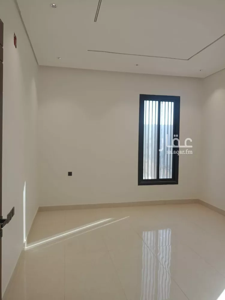 فيلا للبيع في شارع عمر بن الحبيب, حي الجنادرية, مدينة الرياض, منطقة الرياض 6