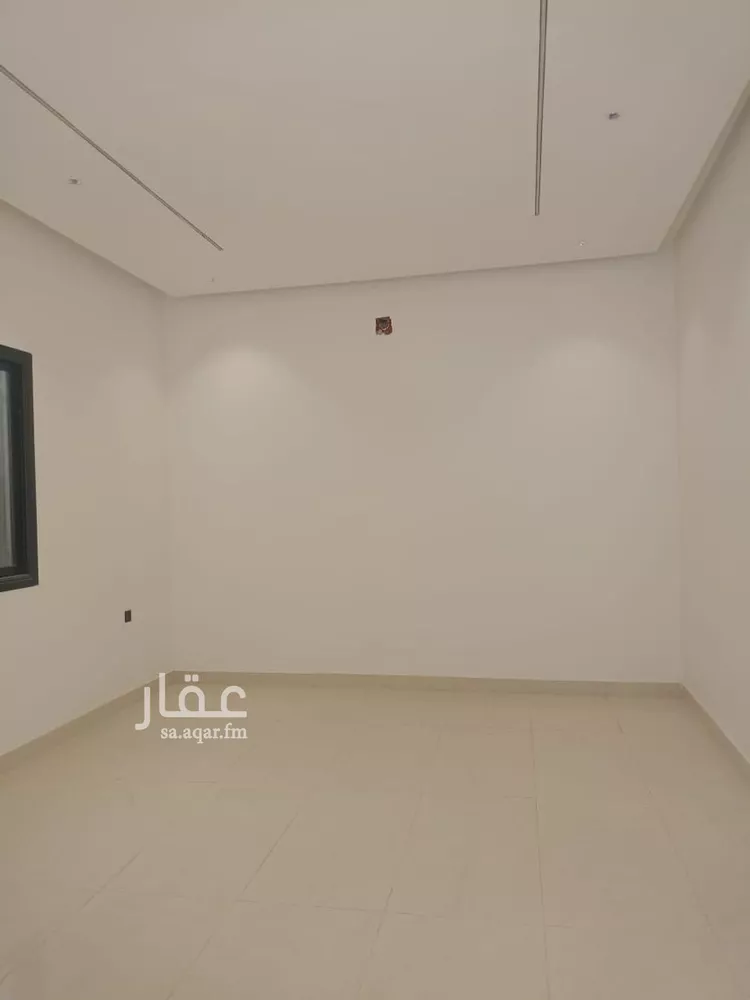 فيلا للبيع في شارع عمر بن الحبيب, حي الجنادرية, مدينة الرياض, منطقة الرياض 13