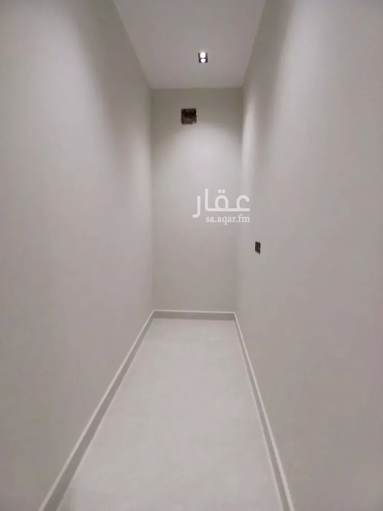 فيلا للبيع في شارع أبي عطاء العطاردي , حي المعيزيلة, مدينة الرياض, منطقة الرياض 7