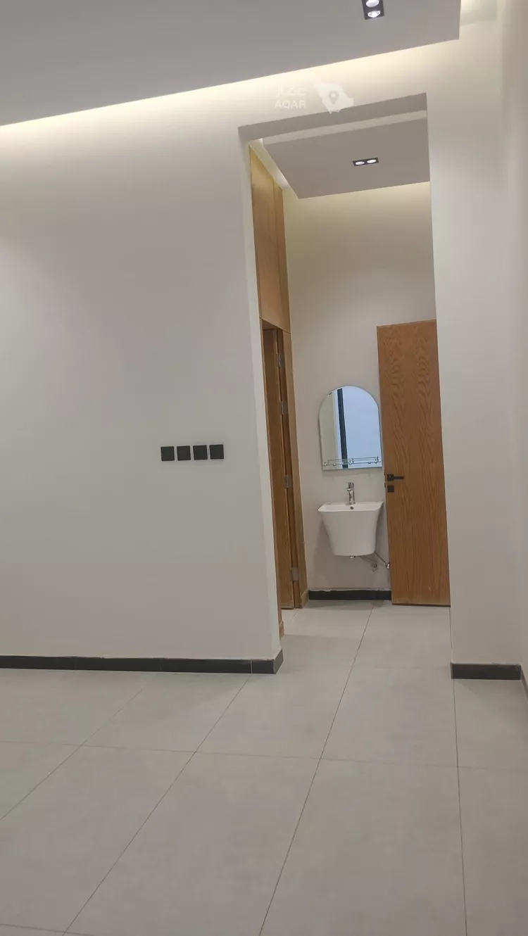 Villa for Rent in Riyadh Al Janadriyah 11