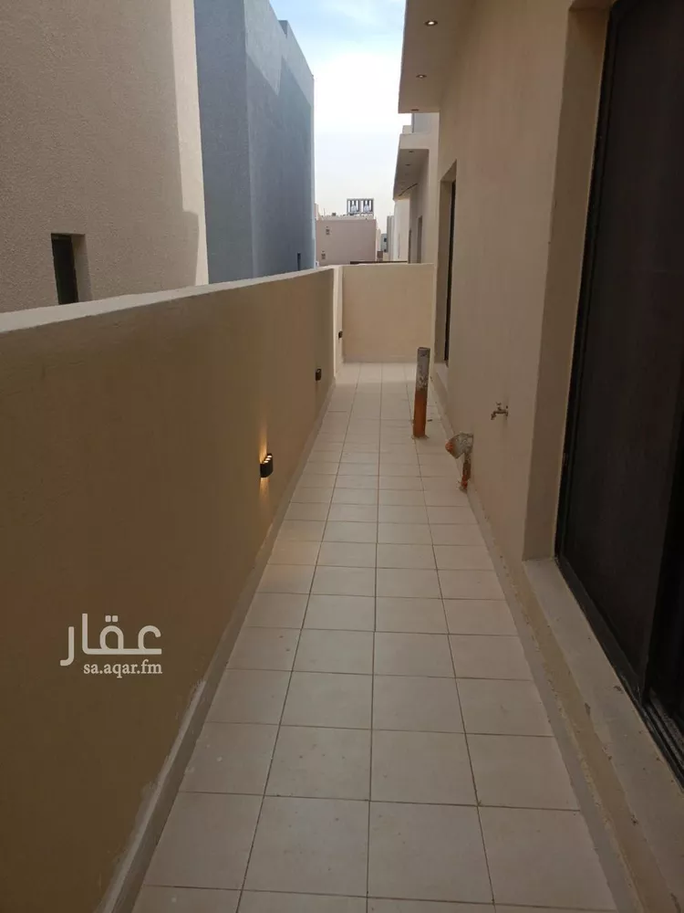 دور للبيع في شارع محمد بن شريك, حي البيان, مدينة الرياض, منطقة الرياض 19