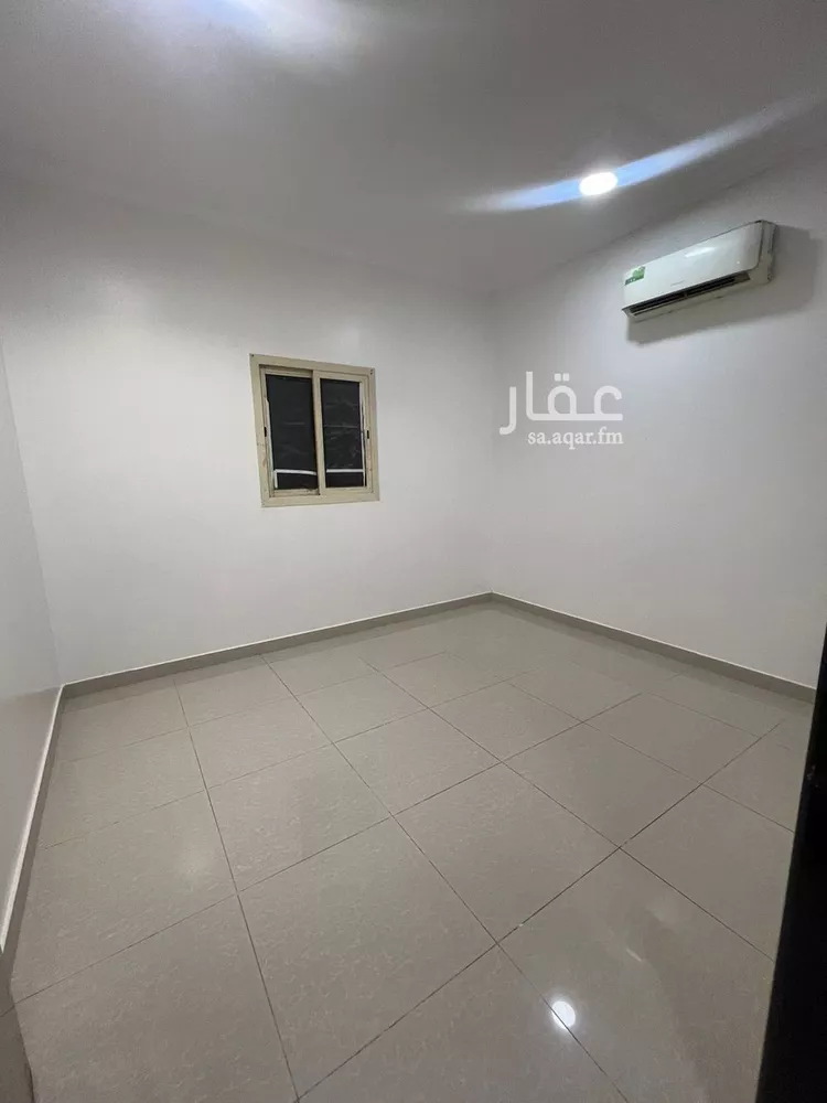 شقة للإيجار في شارع  ابي حنيفه, حي العريجاء الأوسط, مدينة الرياض, منطقة الرياض