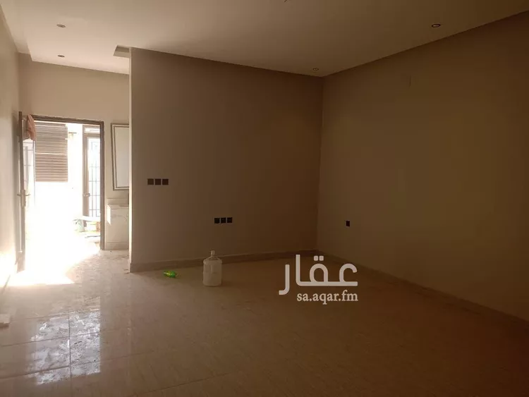 Floor for Sale in Riyadh Ash Sharq 9