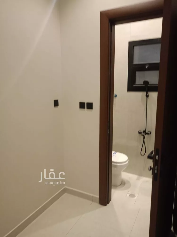 دور للبيع في شارع إبراهيم الكوارني, حي البيان, مدينة الرياض, منطقة الرياض 9