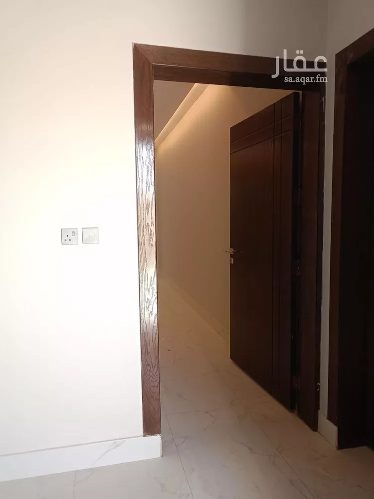 شقة للبيع في شارع الضياء, حي الجنادرية, مدينة الرياض, منطقة الرياض 16
