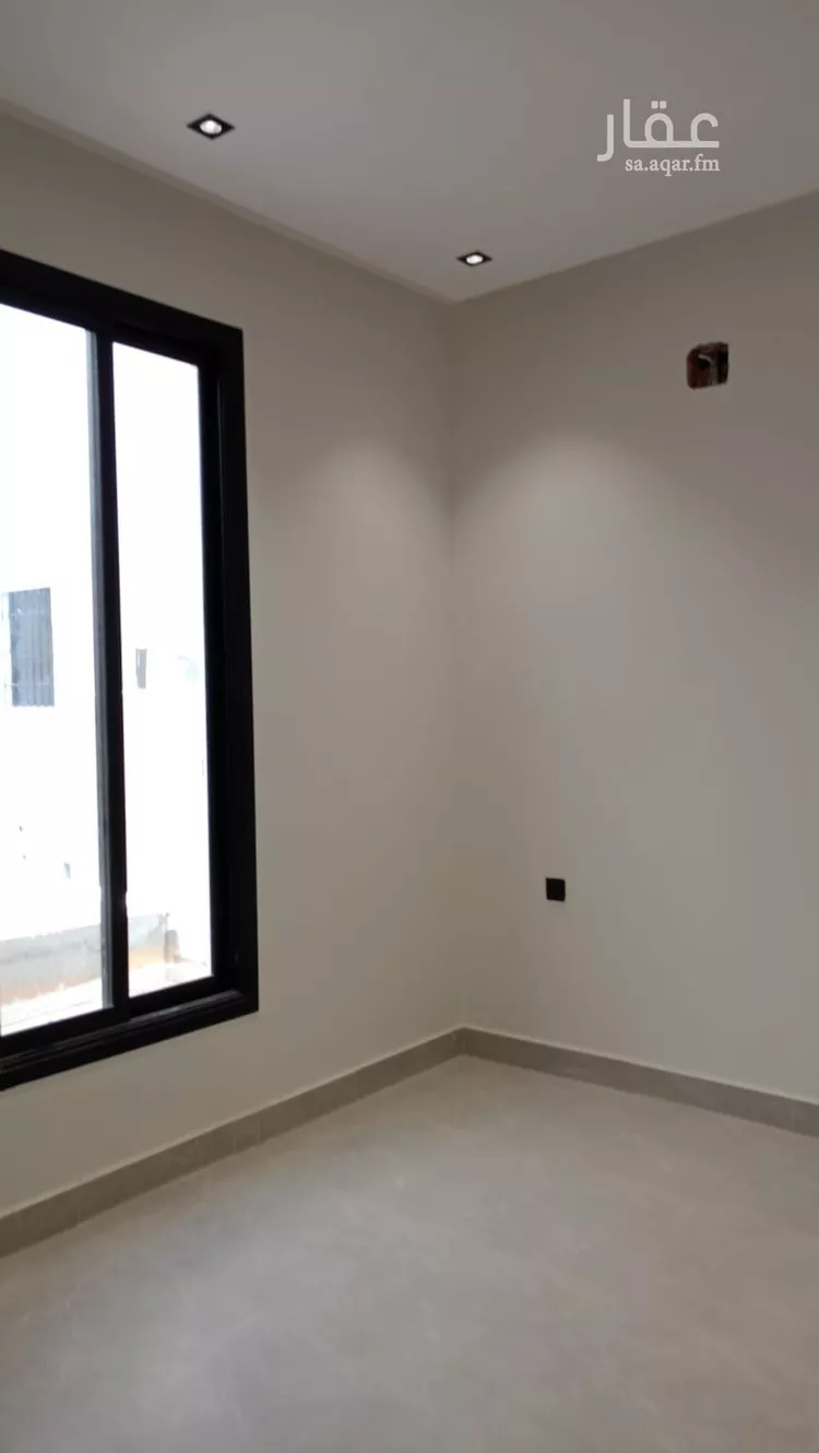 فيلا للبيع في شارع فايز بن محمد العوفى, حي الوسام, مدينة الرياض, منطقة الرياض 12