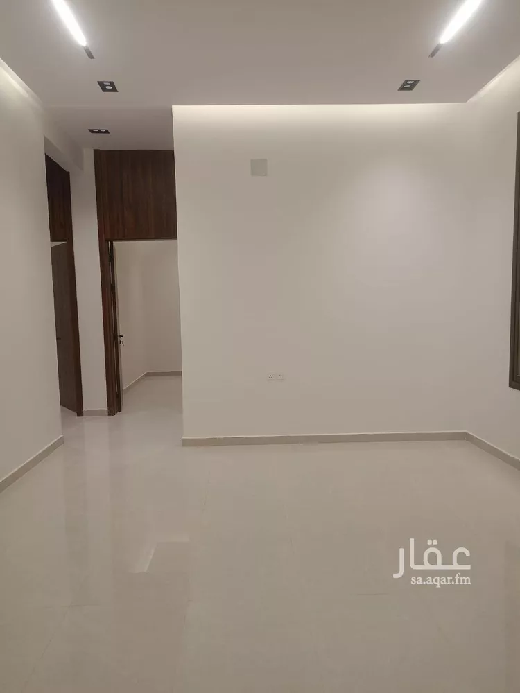 Floor for Sale in Riyadh Al Janadriyah صورة 4