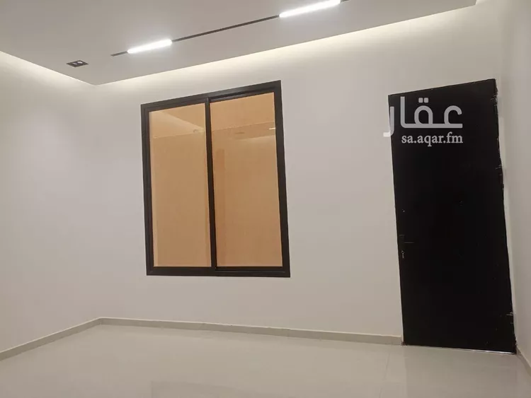 Floor for Sale in Riyadh Al Janadriyah صورة 3