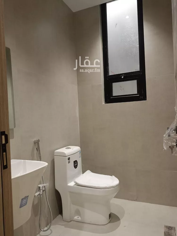 Villa for Sale in Riyadh Al Janadriyah 9