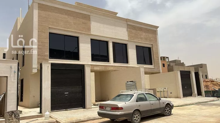 Floor for Sale in Riyadh Al Janadriyah