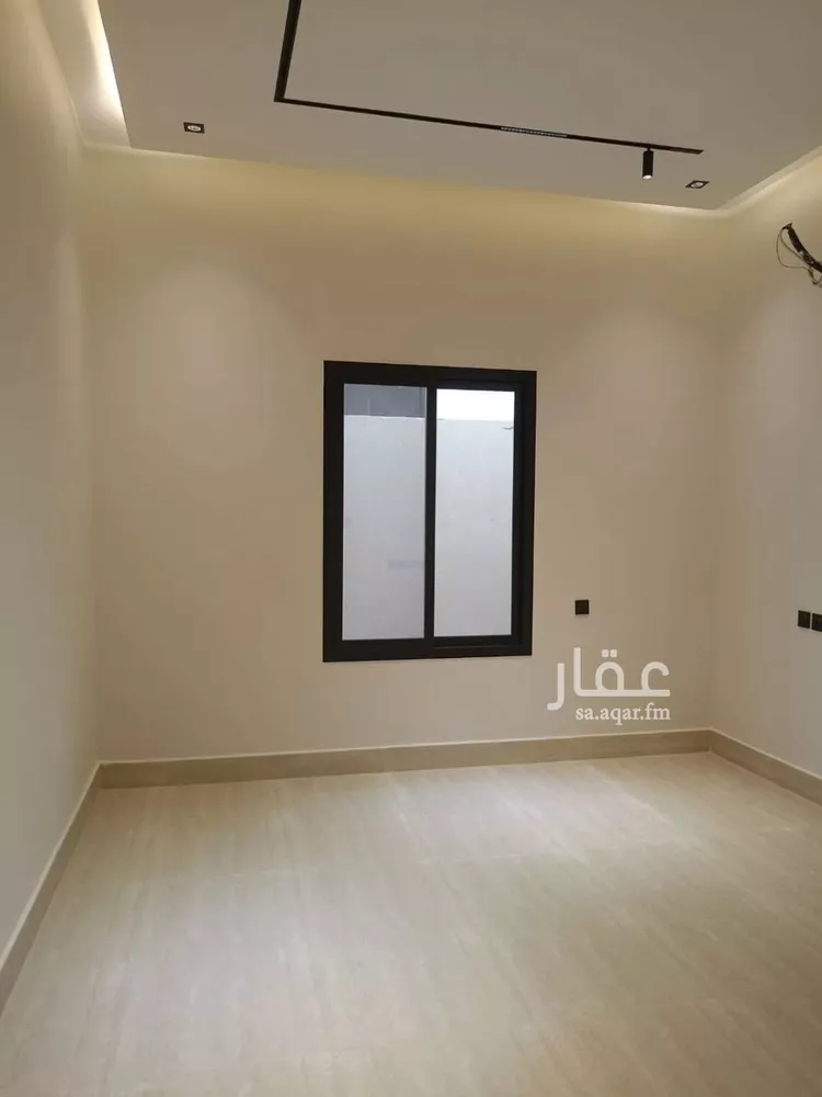 دور للبيع في شارع خريص, حي الجنادرية, مدينة الرياض, منطقة الرياض 9
