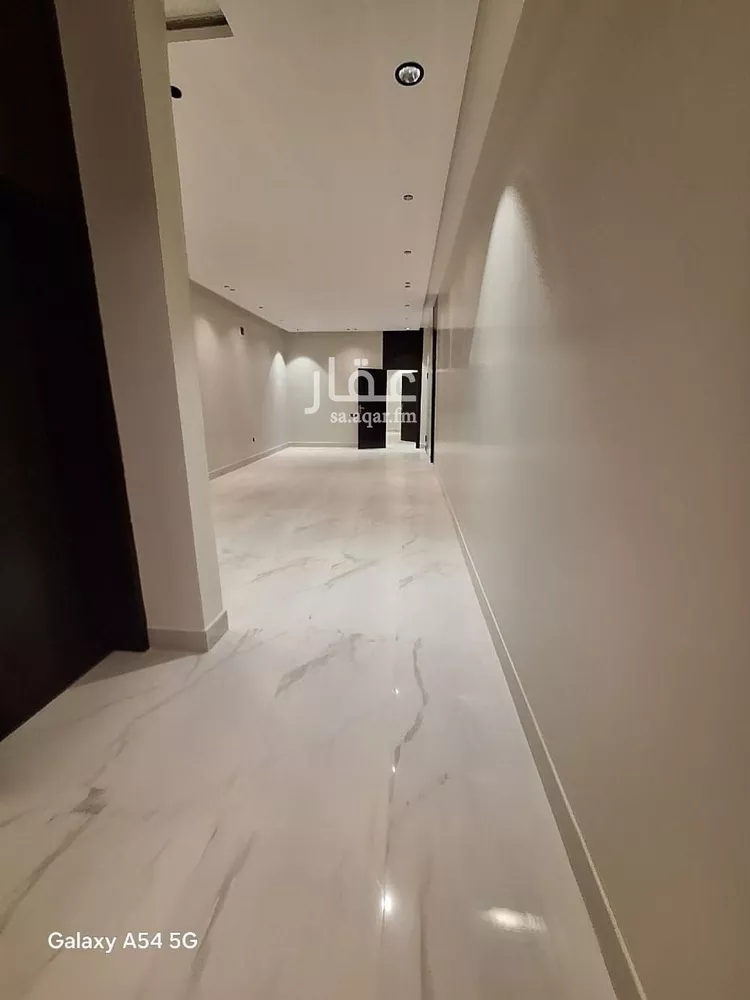 دور للبيع في شارع خريص, حي الجنادرية, مدينة الرياض, منطقة الرياض صورة 3
