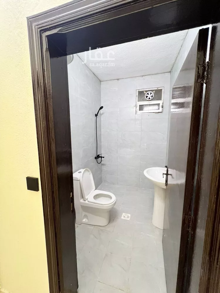 شقة للإيجار في شارع زيد بن ثابت, حي الملز, مدينة الرياض, منطقة الرياض صورة 4