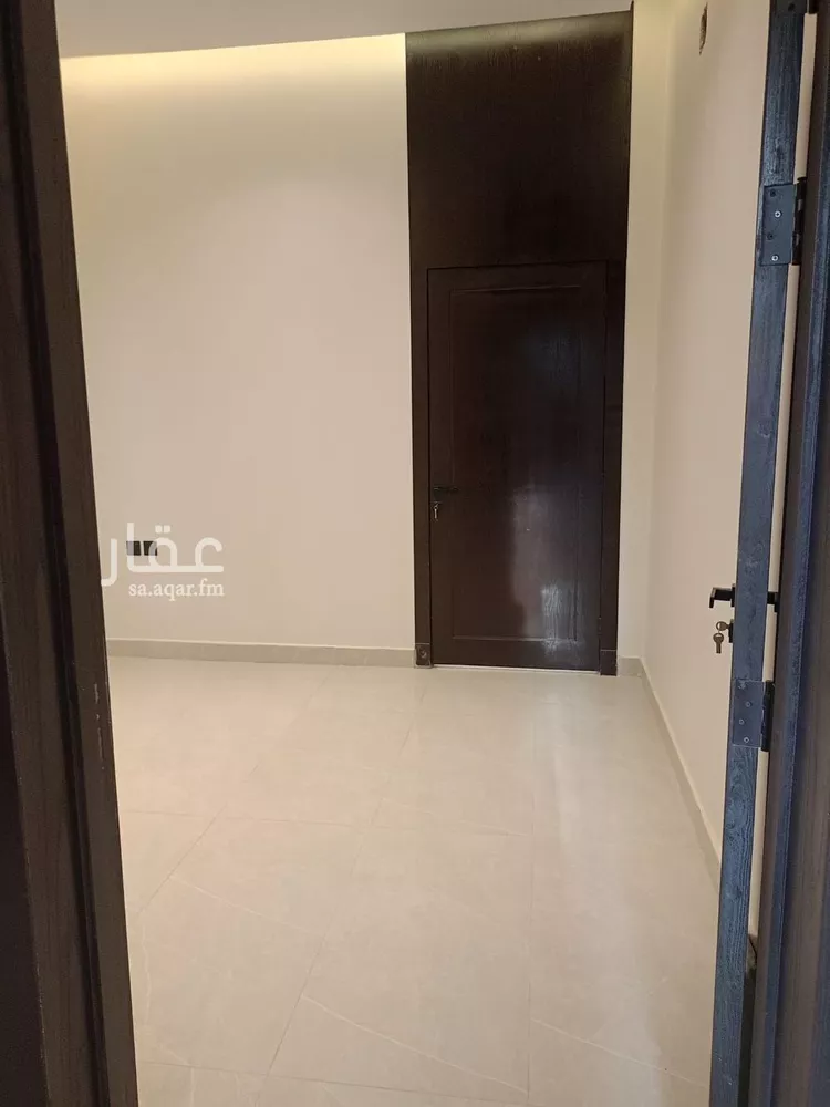 دور للبيع في شارع عثمان الرويني, حي البيان, مدينة الرياض, منطقة الرياض 17