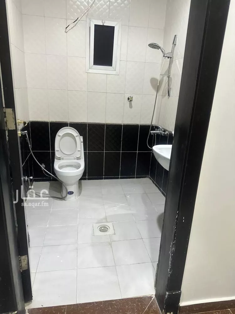 فيلا للإيجار في شارع حسن حسني عبدالوهاب, حي الرمال, مدينة الرياض, منطقة الرياض صورة 5