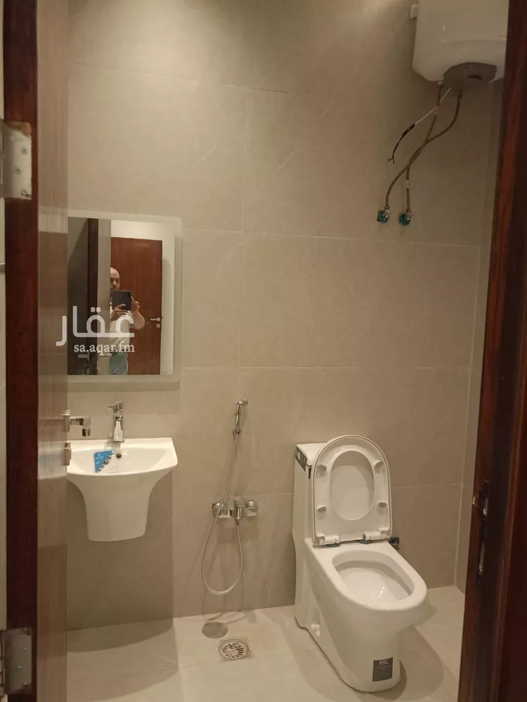 Floor for Sale in Riyadh Ash Sharq 9