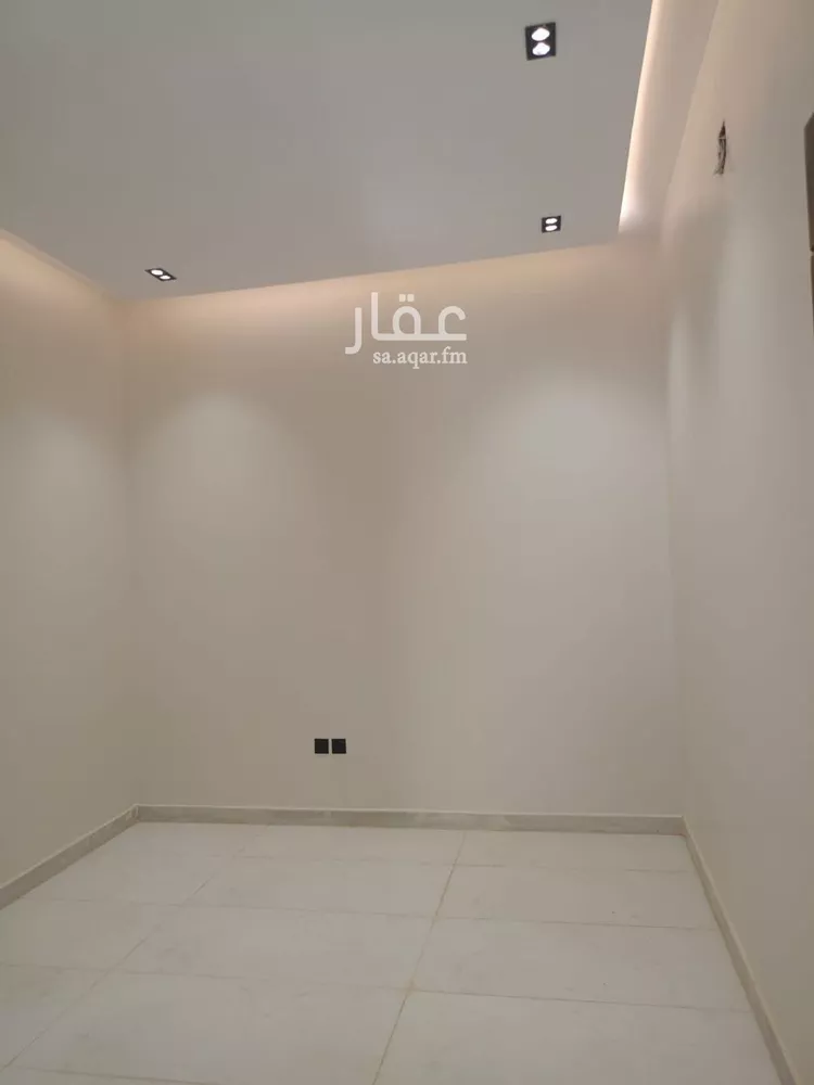 فيلا للبيع في شارع الضياء, حي الجنادرية, مدينة الرياض, منطقة الرياض 17