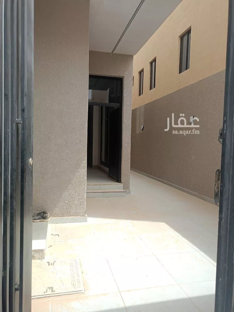 دور للبيع في شارع العمرة, حي الجنادرية, مدينة الرياض, منطقة الرياض 8