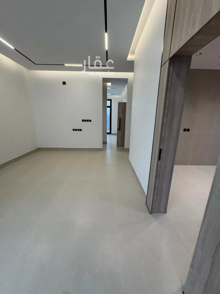 Floor for Sale in Riyadh Ar Rimal 6