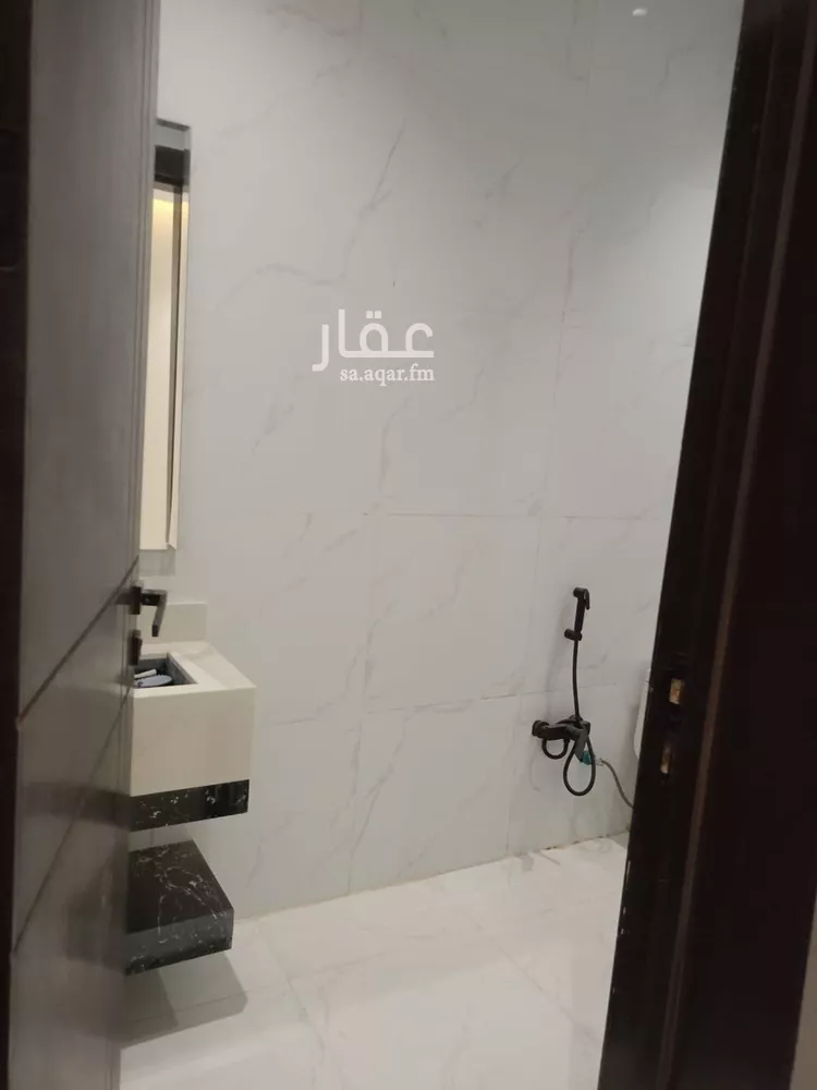 دور للبيع في شارع نصر الجيلاني, حي المرجان, مدينة الرياض, منطقة الرياض 16