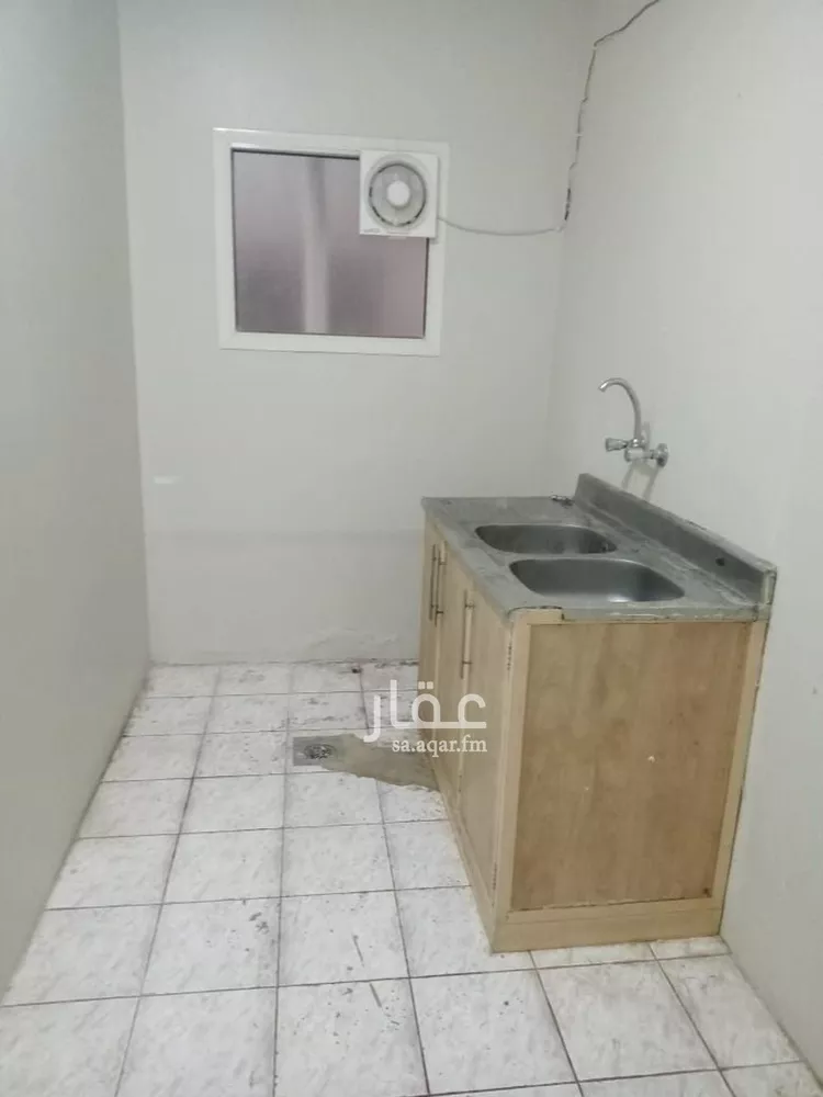 شقة للإيجار في شارع قس بن ساعدة, حي الملك فيصل, مدينة الرياض, منطقة الرياض صورة 3