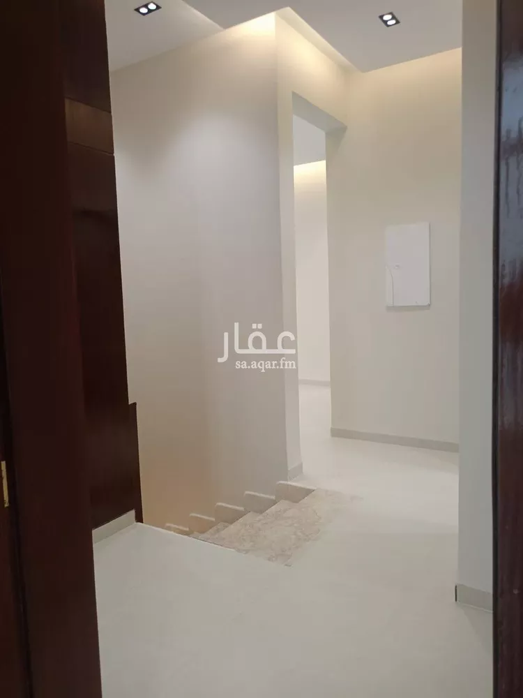 فيلا للبيع في شارع السائب المكي, حي البيان, مدينة الرياض, منطقة الرياض صورة 2