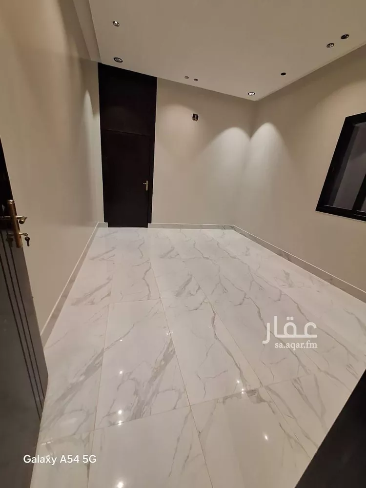 دور للبيع في شارع غصون, حي الجنادرية, مدينة الرياض, منطقة الرياض صورة 4