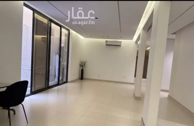 فيلا للبيع في شارع محمد صالح بن حريب, حي الرمال, مدينة الرياض, منطقة الرياض صورة 5