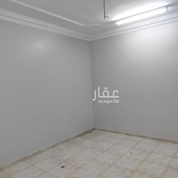 شقة للإيجار في شارع قس بن ساعدة, حي الملك فيصل, مدينة الرياض, منطقة الرياض صورة 3