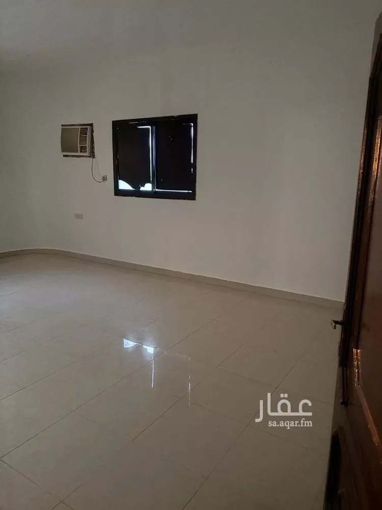 دور للإيجار في شارع عمرو بن مالك البكري, حي الملك فيصل, مدينة الرياض, منطقة الرياض صورة 3