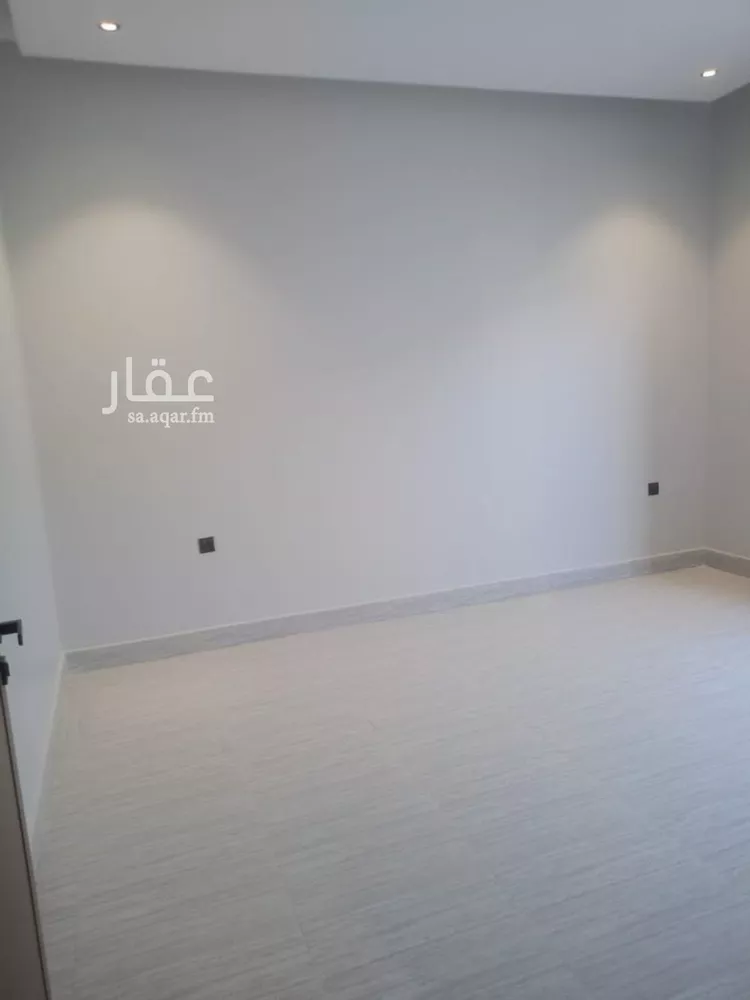 Floor for Sale in Riyadh Ash Sharq 17