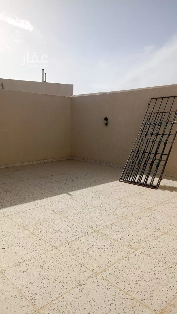 شقة للبيع في شارع الضياء, حي الجنادرية, مدينة الرياض, منطقة الرياض 18
