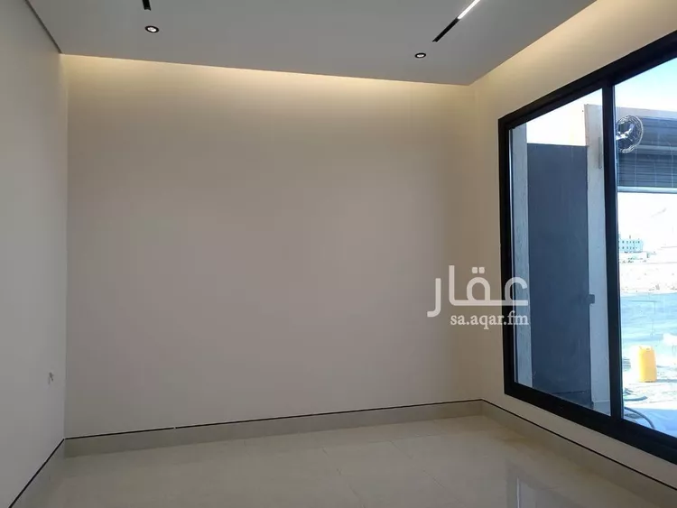 Floor for Sale in Riyadh Ash Sharq 7