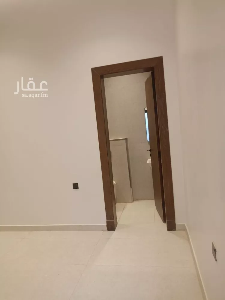 دور للبيع في شارع رشيد الدين الصورى, حي الجنادرية, مدينة الرياض, منطقة الرياض صورة 3